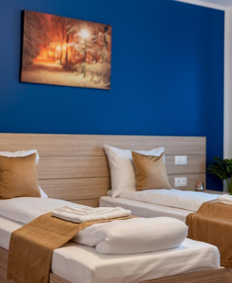 Escala Rooms Ghimbav Bagian luar foto